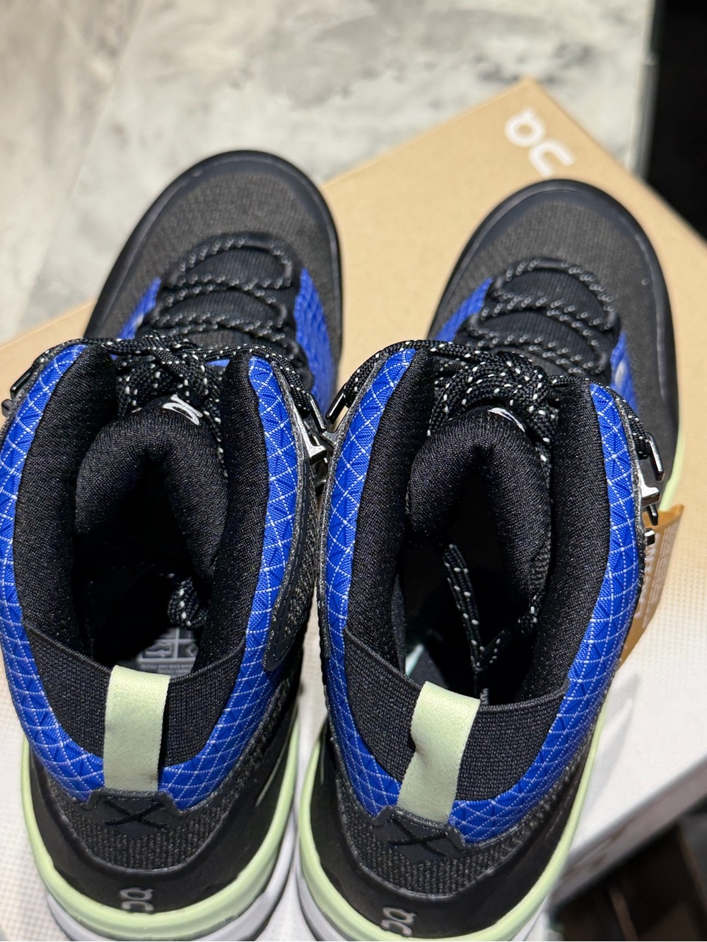 On Cloud alpine Waterproof Blue & Black Women's Hiking Booties - Picture 5 of 14